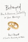 Betrayed - Kari Clewett ; Cornelia Hernandez - 9780829774870