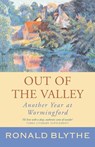Out of the Valley - Ronald Blythe - 9781853118548
