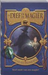 De dief en de magiër / Boek 1 - PRINEAS, Sarah - 9789025743468