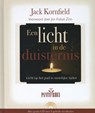 Een licht in de duisternis - Jack Kornfield - 9789088400704