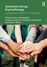 Adventure Group Psychotherapy - Tony G. Alvarez ; Gary Stauffer ; D. Maurie Lung ; Kim Sacksteder - 9780367336905