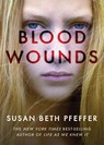 Blood Wounds - Susan Beth Pfeffer - 9780547855066
