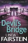 Devil's Bridge - FAIRSTEIN,  Linda - 9780751560343