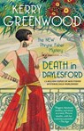 DEATH IN DAYLESFORD - Kerry Greenwood - 9781728234526