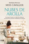 Nubes de Arcilla / Clouds of Clay - Miss Cavallier - 9788419835949