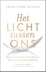 Het licht tussen ons - Laura Lynne Jackson - 9789400506961