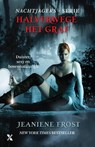 Halverwege het graf - Jeaniene Frost - 9789401601610