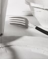 Objects at Hand -  - 9798890180124