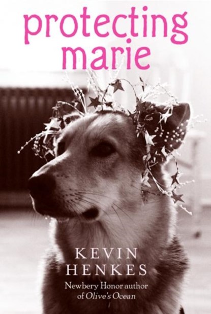 Protecting Marie, Kevin Henkes - Paperback - 9780061288760