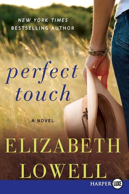 Perfect Touch [Large Print], Elizabeth Lowell - Paperback - 9780062369765