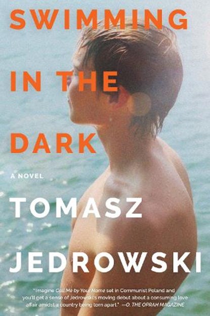 Swimming in the Dark, Tomasz Jedrowski - Paperback - 9780062890016