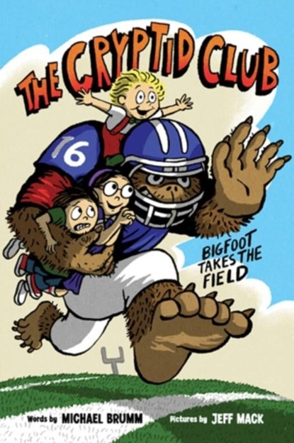 The Cryptid Club #1: Bigfoot Takes the Field, Michael Brumm - Paperback - 9780063060784