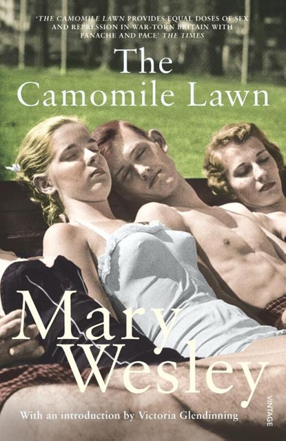 The Camomile Lawn, Mary Wesley - Paperback - 9780099499145