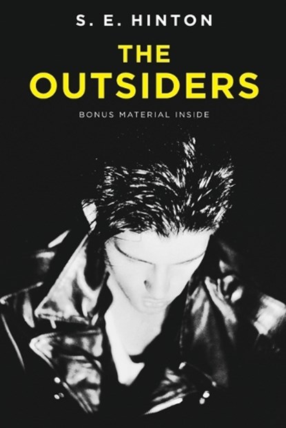 The Outsiders, S. E. Hinton - Paperback - 9780142407332