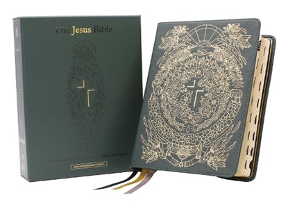 The Jesus Bible Artist Edition, ESV, (With Thumb Tabs to Help Locate the Books of the Bible), Genuine Leather, Calfskin, Green, Limited Edition, Thumb Indexed, Passion Publishing - Gebonden - 9780310461821