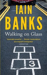 Walking On Glass - Iain Banks - 9780349139203