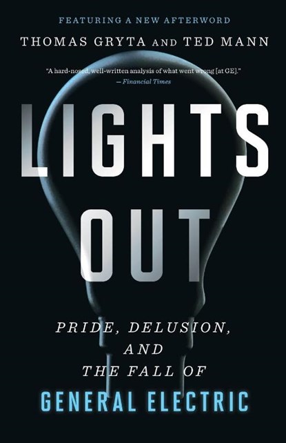 Lights Out, Thomas Gryta ; Ted Mann - Paperback - 9780358567059