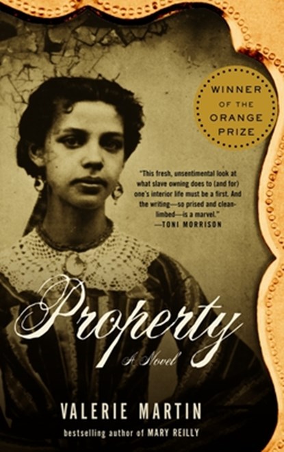 Property, Valerie Martin - Paperback - 9780375713309
