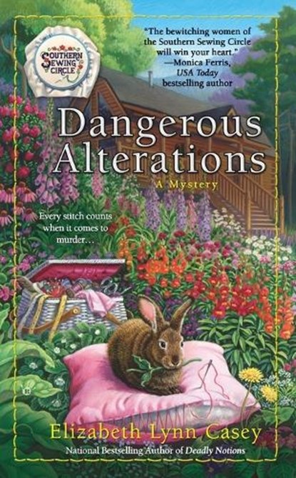 Dangerous Alterations, Elizabeth Lynn Casey - Paperback - 9780425244616
