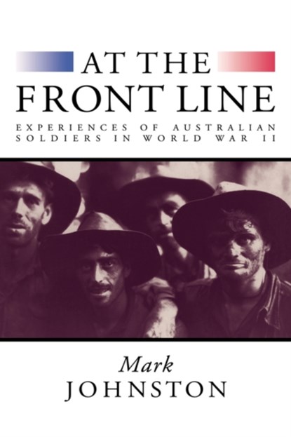 At the Front Line, Mark Johnston - Paperback - 9780521523233