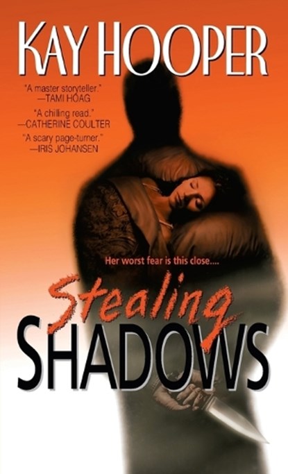 Stealing Shadows, Kay Hooper - Paperback - 9780553575538