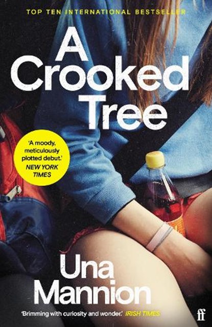A Crooked Tree, Una Mannion - Paperback - 9780571357970