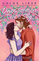 Once Smitten, Twice Shy - Chloe Liese - 9780593441541