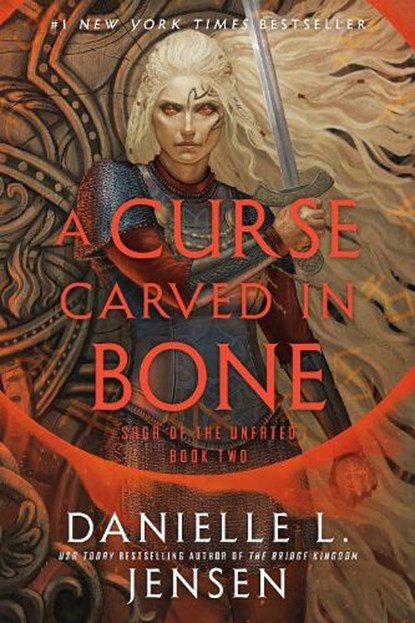 A Curse Carved in Bone, Danielle L. Jensen - Paperback - 9780593599884