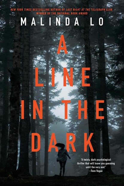 A Line in the Dark, Malinda Lo - Paperback - 9780593618394