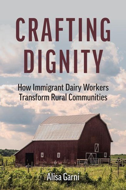 Crafting Dignity, Alisa Garni - Gebonden - 9780700640881