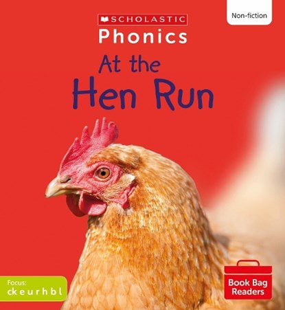 At the Hen Run (Set 2) Matched to Little Wandle Letters and Sounds Revised, Alice Hemming - Paperback - 9780702320750