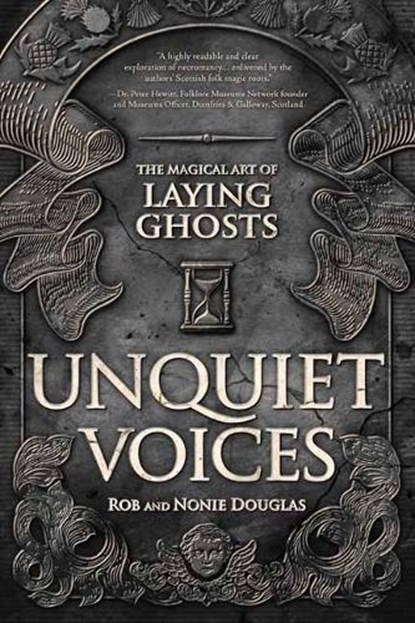 Unquiet Voices, Nonie Douglas ; Rob Douglas - Paperback - 9780738765556