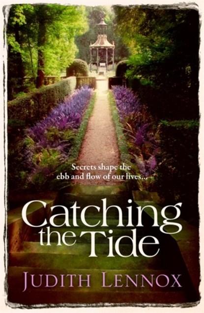 Catching the Tide, Judith Lennox - Paperback - 9780755344895