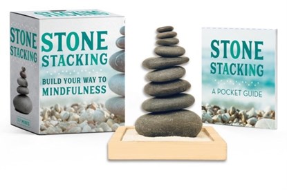 Stone Stacking: Build Your Way to Mindfulness, Christine Kopaczewski - Paperback - 9780762469543