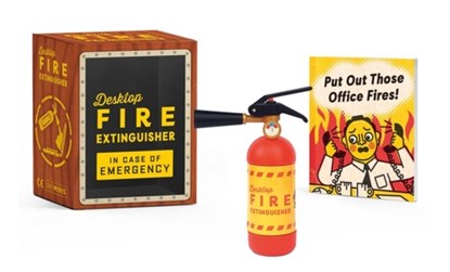 Desktop Fire Extinguisher [With Battery], Sarah Royal - Paperback - 9780762473731