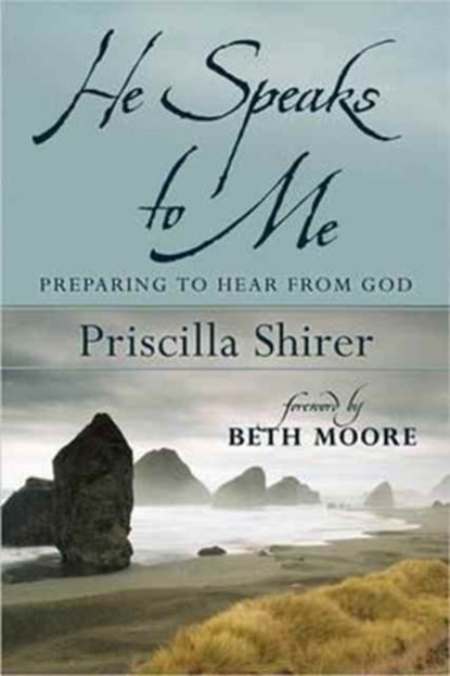 He Speaks To Me, Priscilla C. Shirer - Paperback - 9780802450074