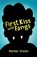 First Kiss with Fangs, Marker Snyder - Paperback - 9780823461943