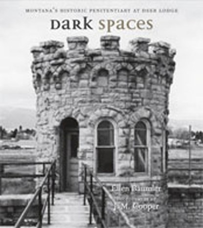 Dark Spaces, Ellen Baumler - Paperback - 9780826345479