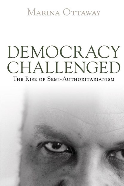 Democracy Challenged, Marina Ottaway - Paperback - 9780870031953