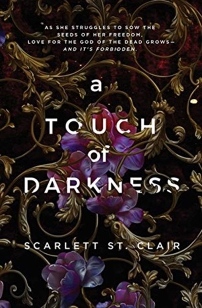 A Touch of Darkness, Scarlett St. Clair - Gebonden Gebonden - 9780991132393