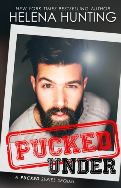 Pucked Under, Helena Hunting - Paperback - 9780995085275