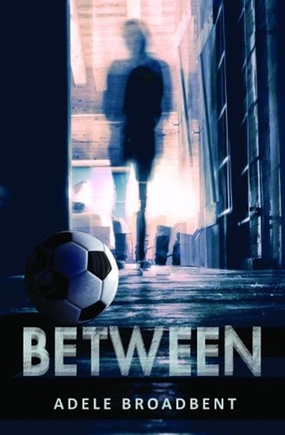 Between, Adele Broadbent - Paperback - 9780995106420