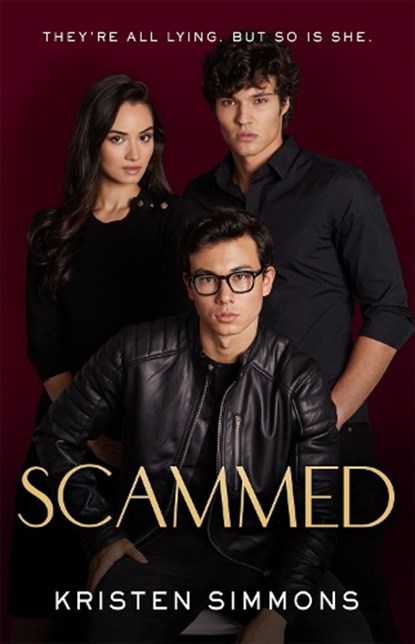 Scammed, Kristen Simmons - Paperback - 9781250175847