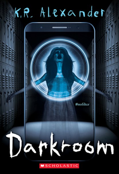 Darkroom, K. R. Alexander - Paperback - 9781338807332