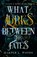 What Lurks Between the Fates, Harper L. Woods - Paperback - 9781399711760