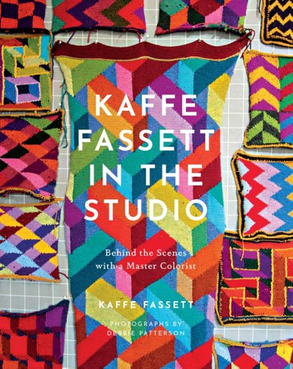 Kaffe Fassett in the Studio: Behind the Scenes with a Master Colorist, Kaffe Fassett - Gebonden Gebonden - 9781419746260