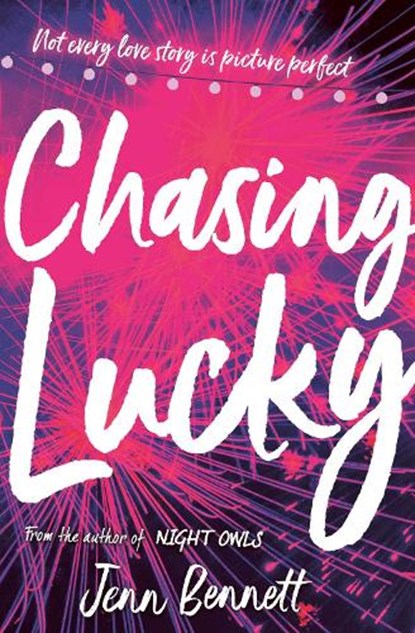 Chasing Lucky, Jenn Bennett - Paperback - 9781471180743