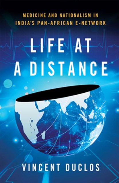 Life at a Distance, Vincent Duclos - Paperback - 9781501782060