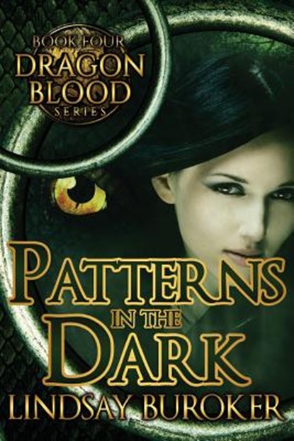 Patterns in the Dark, Lindsay Buroker - Paperback - 9781515141686