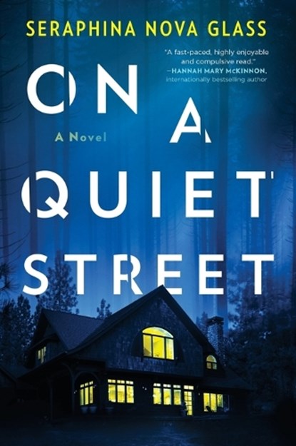 ON A QUIET STREET ORIGINAL/E, Seraphina Nova Glass - Paperback - 9781525899751